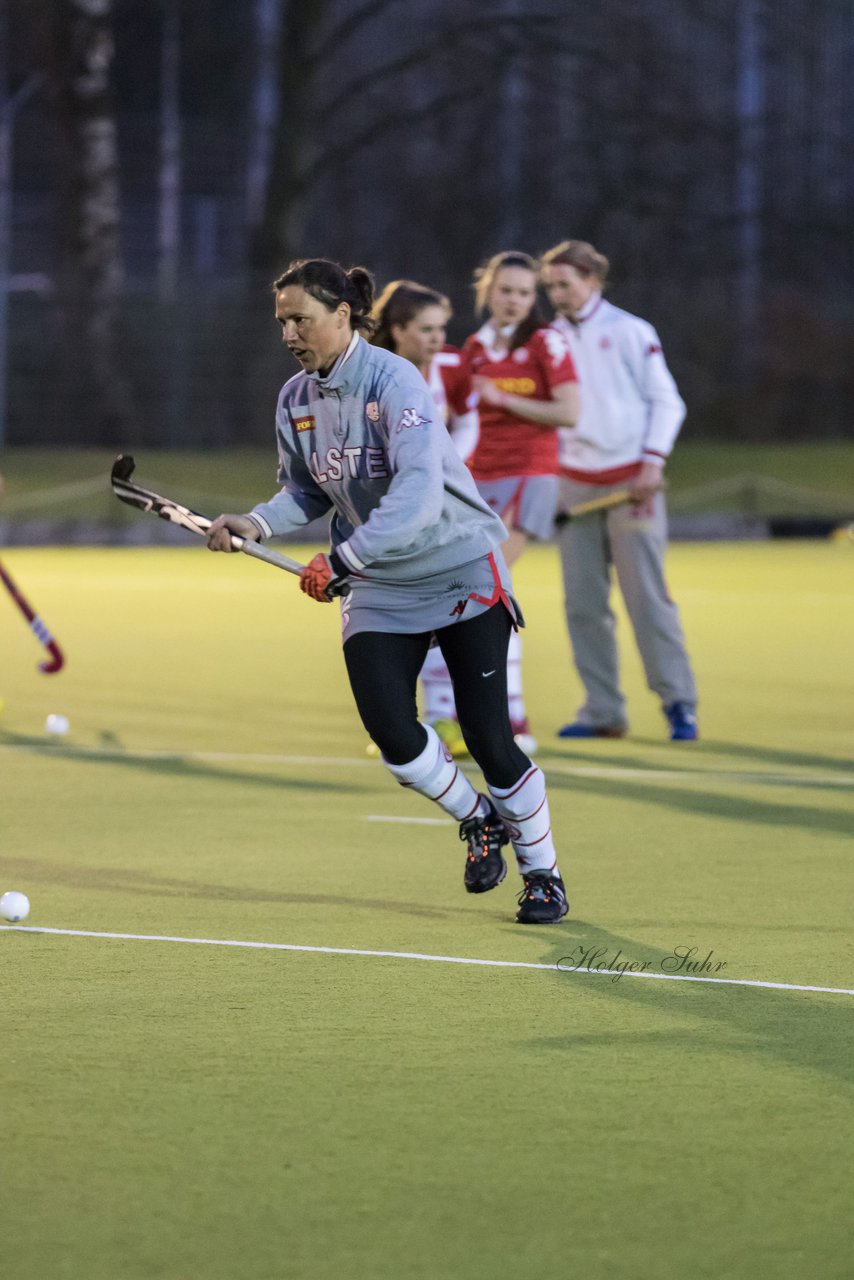 Bild 36 - Frauen Der Club an der Alster 2 - Uhlenhorster HC : Ergebnis: 3:0